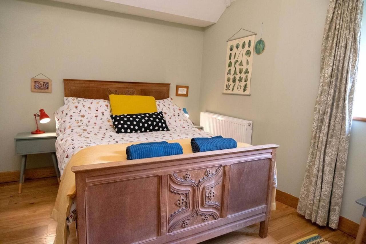 Lovely Property In The Heart Of Somerset, Sleeps 9 Shepton Mallet Ngoại thất bức ảnh