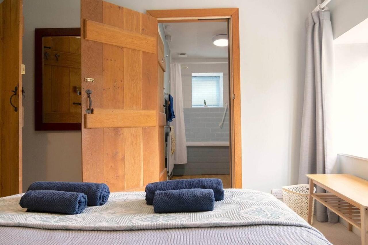 Lovely Property In The Heart Of Somerset, Sleeps 9 Shepton Mallet Ngoại thất bức ảnh